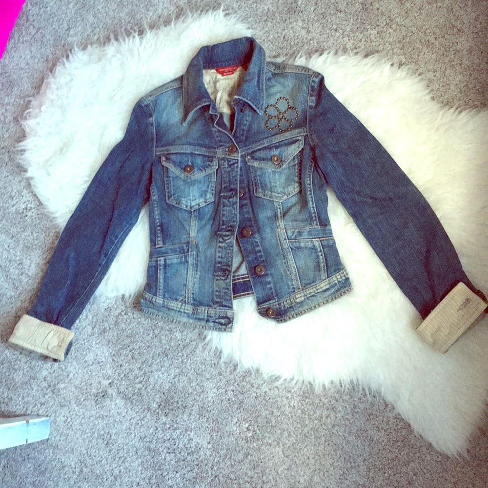 ❌SOLD ❌Adorable Guess Jeans Jean Jacket